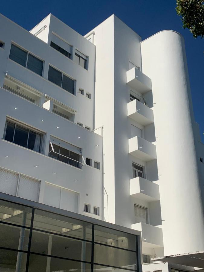 Elegant Studio Et Parking Dans Batiment Historique Saint-Tropez Exterior foto