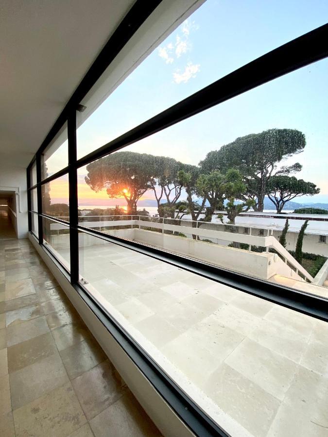 Elegant Studio Et Parking Dans Batiment Historique Saint-Tropez Exterior foto